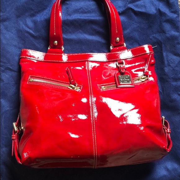 Dooney & Bourke Handbags - Dooney and Bourke purse